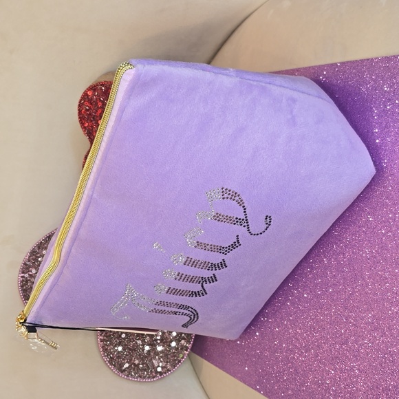 Juicy Couture 💜NWT💜 Light Purple Cosmetic Travel Bag!💜💜💜 - Picture 10 of 12